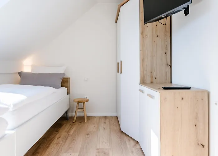 Tobi's Eifelhaus بيت للعطل *